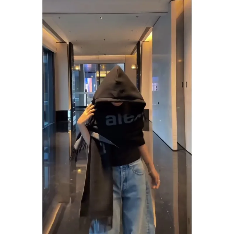 Korean casual y2k hooded letter tassel shawl scarf with large letters, simple jacquard knitting, hooded and draped shawl
