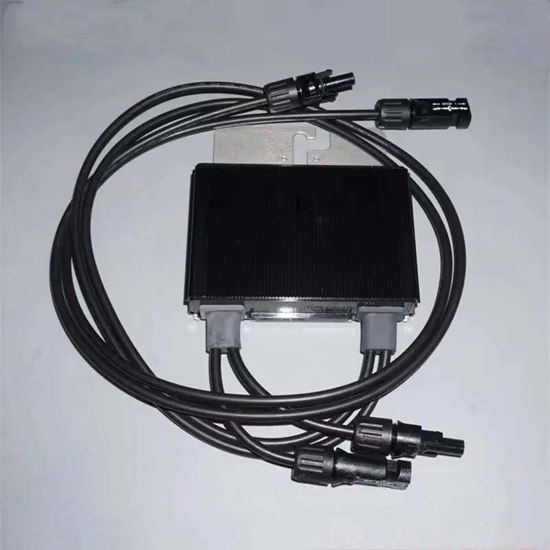 700W High‑Efficiency DC PV Solar Panel Power Optimizer With WiFi Monitoring for Solar Photovoltaic System