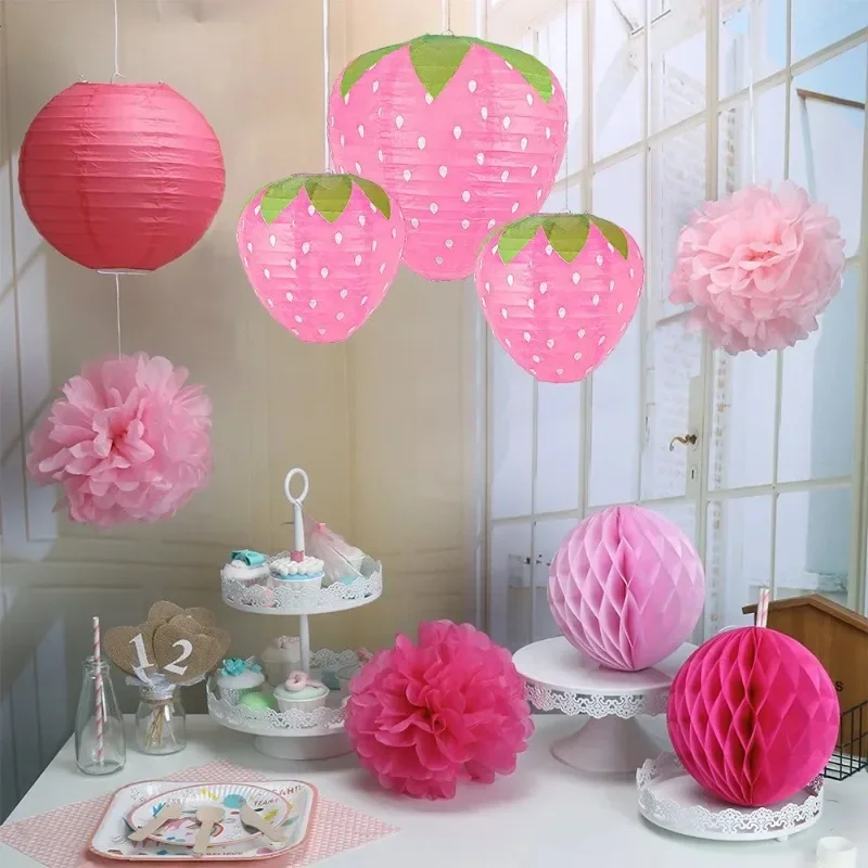 3D Pink Strawberry Lantern Shaped DIY Handheld Paper Lantern Kids Party Decoration Happy Sweet Birthday Parti Decor Lantern