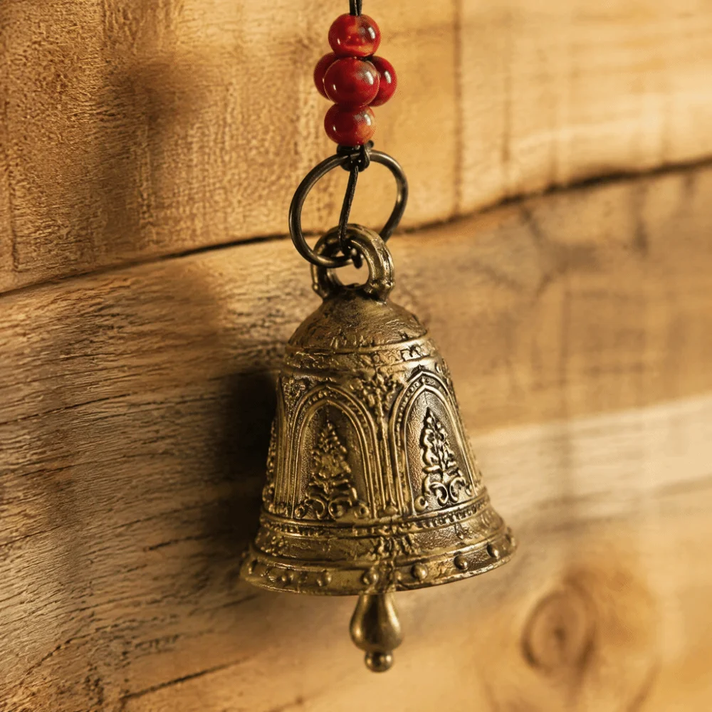 Aluminum Tube Wind Chimes 6 Tuned Tubes Deep Tone Multi-Pipe Wind Chimes Bronze Bell Golden Finish Wooden Wind Chimes