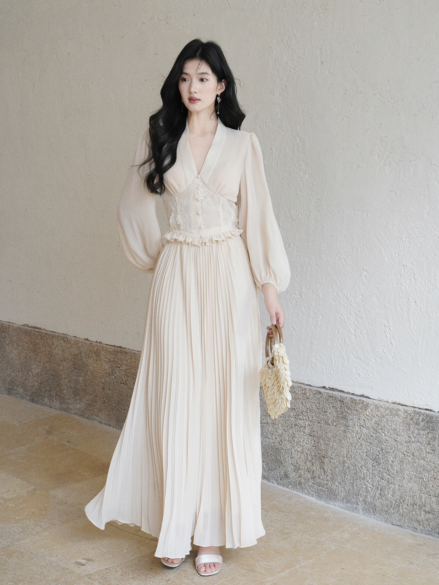 

Apodite Light Formal Series V-ne Lace Patchwork irt Pleated Long Skirt Set Women's Faion Spring Summer Outfit