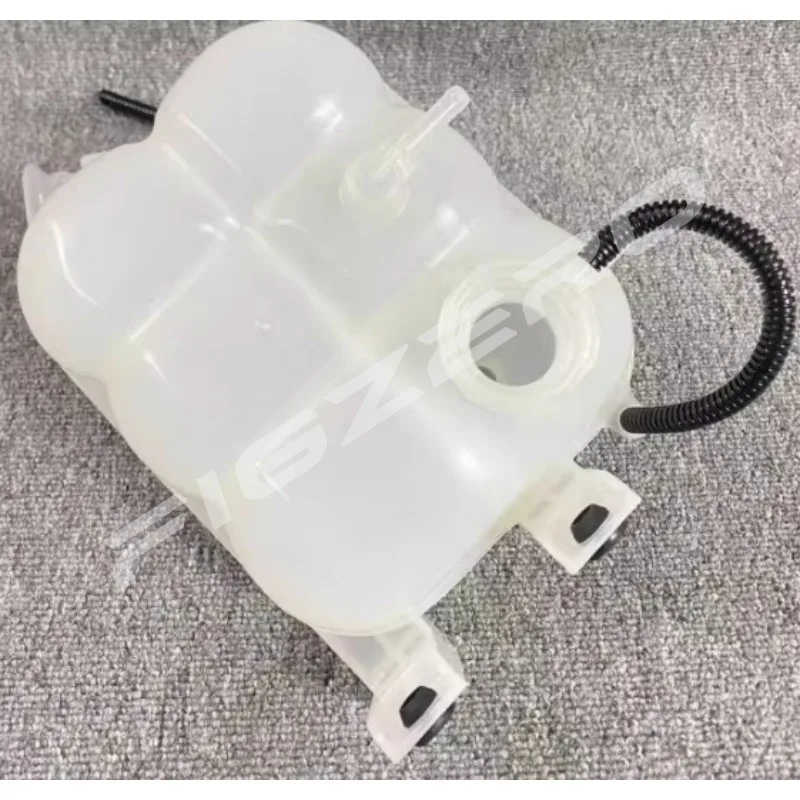 For Cadillac CT6 2016 2017 2018 2019 2020 2021 2022 Water Tank Coolant Kettle Antifreeze Reservoir Radiator Bottle