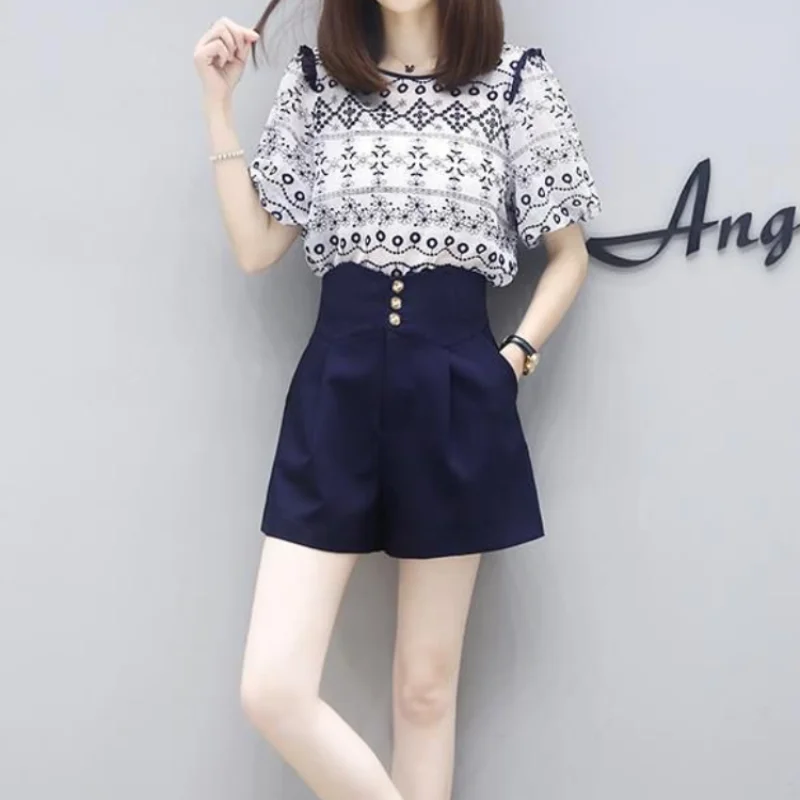 

Casual Summer Woman Shorts New Kit Stylish Novelties Korean Style Short Sets for Women 2 Pieces Two-piece Novelty In Complete
