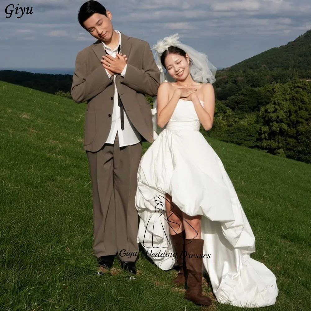 robe-de-mariee-moderne-en-satin-sans-bretelles-style-coreen-haute-basse-pour-photoshoot-sans-manches-personnalisable