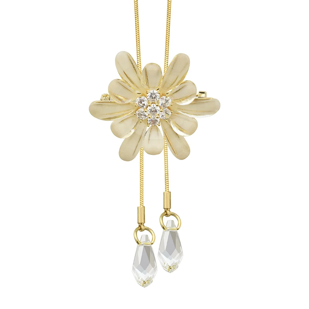 

Fashionable butterfly sweater chain, elegant and versatile, a long tassel corsage necklace for ladies to wear twice