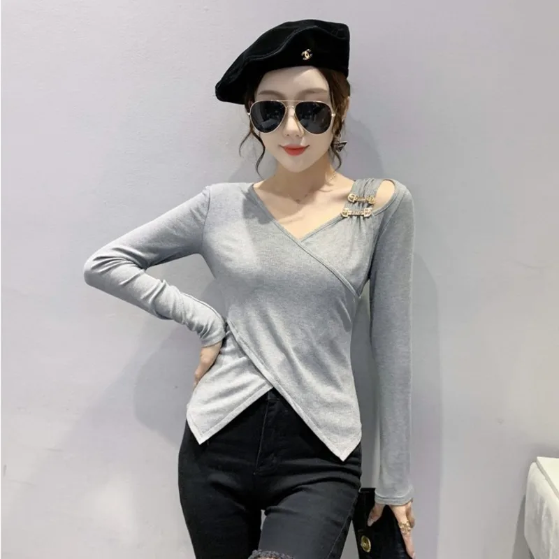 #8385 Grey Black Asymmetrical T Shirt Womne V Neck Sexy Hollow Out Short T Shirt Female Cotton Basic T Shirt Femme Long Sleeved 