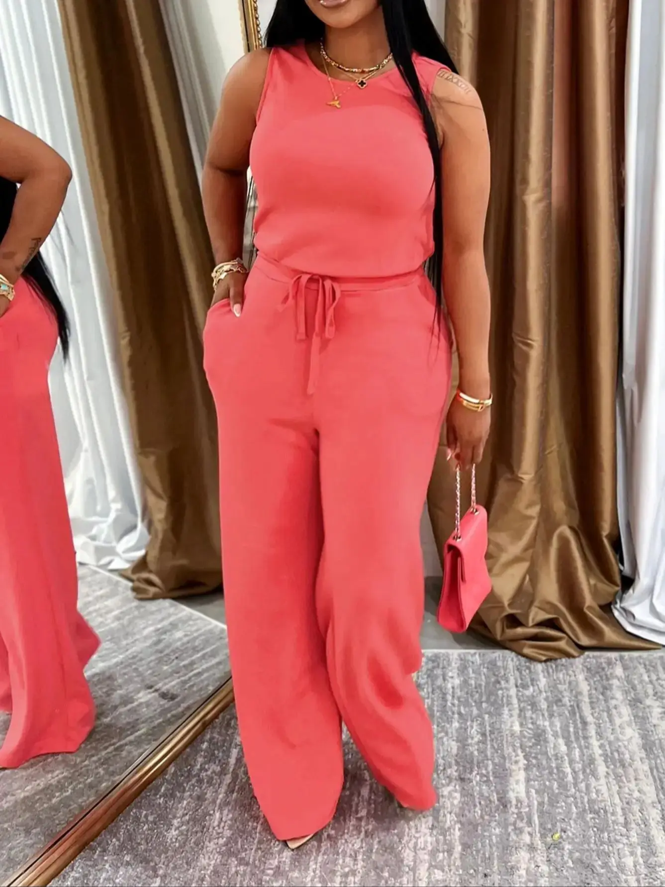 

Женский весенне-летний комплект для отдыха из двух предметов с карманами, удобный топ без рукавов, широкие брюки с карманами, мягкие, легкие.