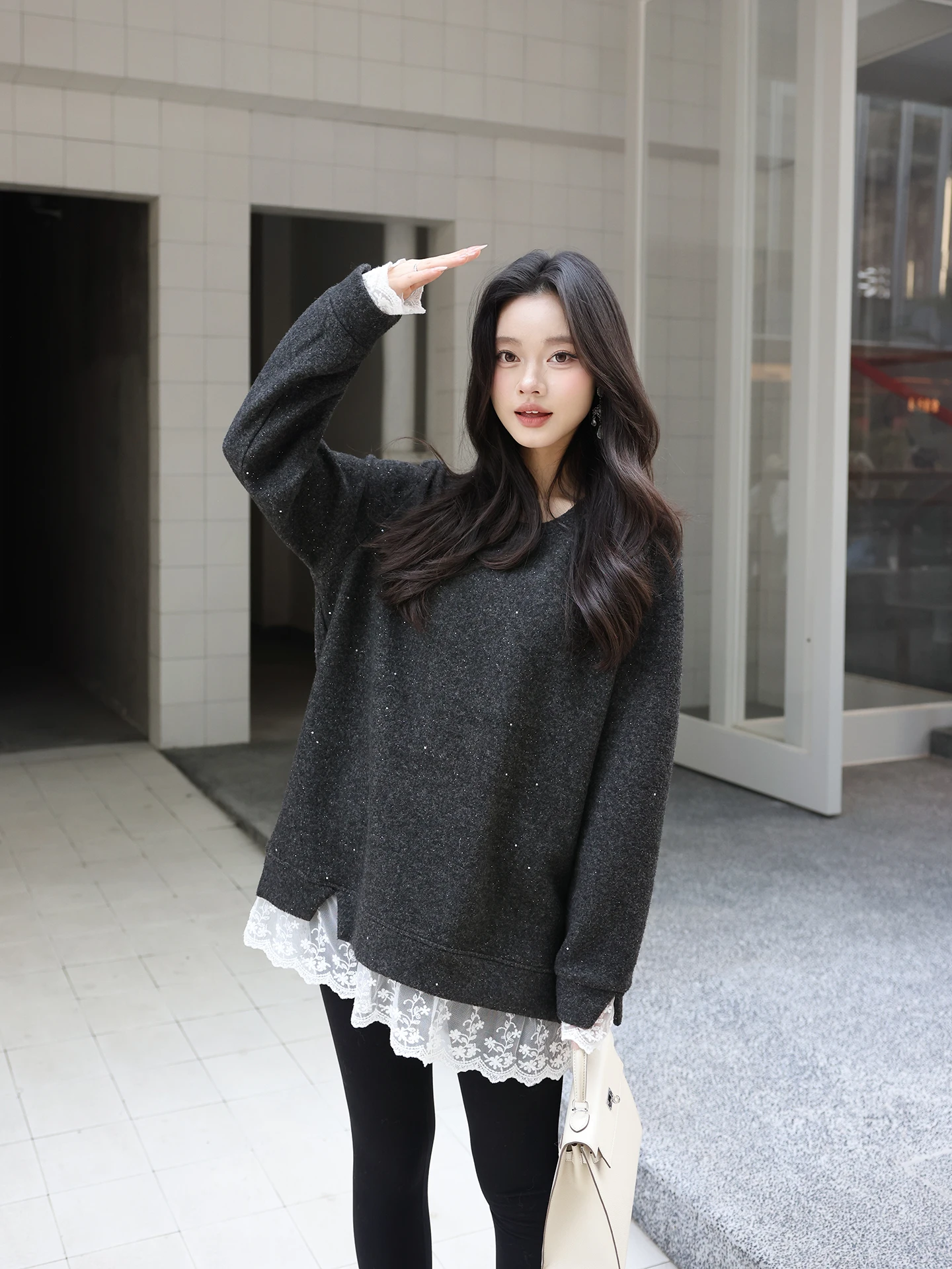 

Lao Yang's Personal ME Neptune Fce Lined Lace Patchwork Loose Long Slimming Sweatirt Women's Warm Polyester Blend Long S...