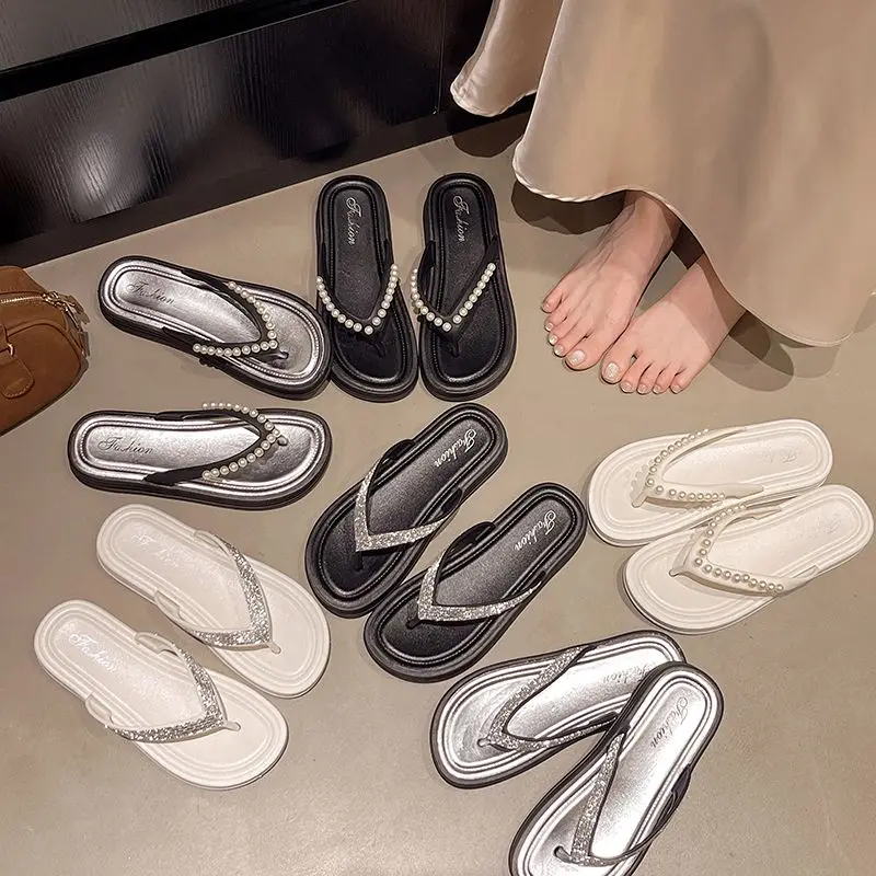 

Faionable Thi Heel Sandals Women's Summer Outdoor Wear Pearl Roman Sle Flat Heel PVC Material Beach Slippers