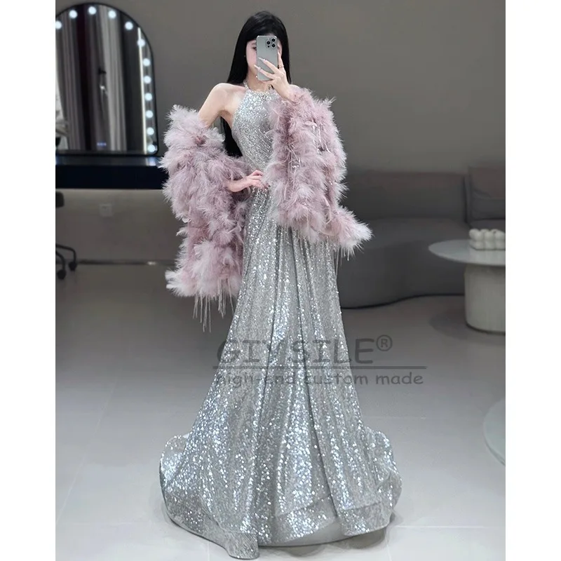 GIYSILE 맞춤형 홀터넥 패션 섹시 2025 신상 고급스러운 분위기 핑크 깃털 숄 연회 시퀸 이브닝 드레스