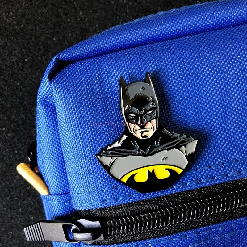 Joker Goku Batman Broche, Acessórios para filmes, Distintivo Palhaço Original, Mochila, Presentes de Natal, Estilo Instagram, Alta Qualidade