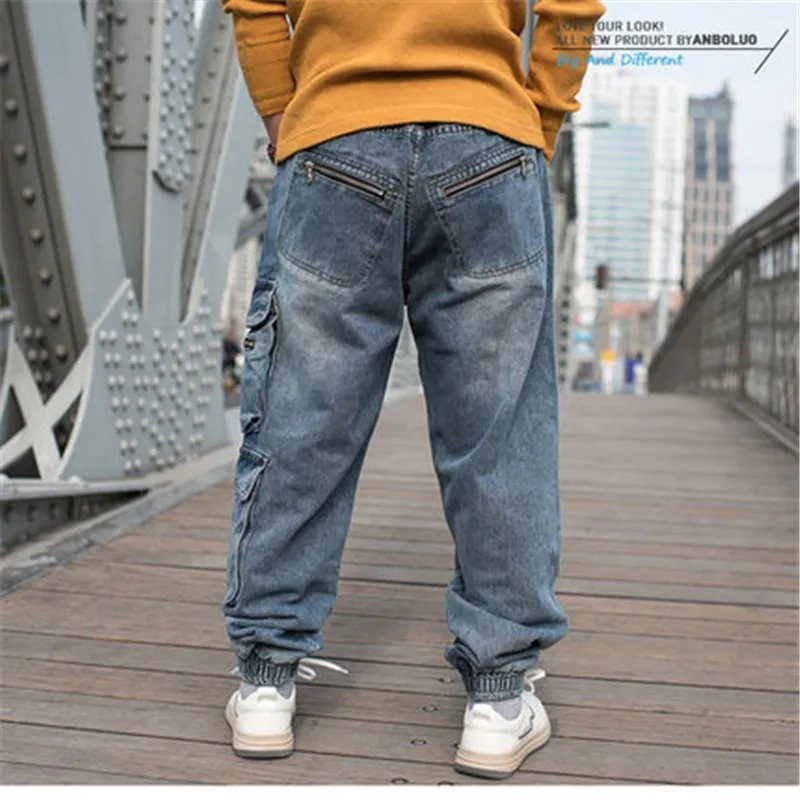 Mens Oversized Hip Hop Harem Jeans Loose Fit Cargo Denim Trousers With Multi Pockets Baggy Skateboard Pants Plus Size M-6XL