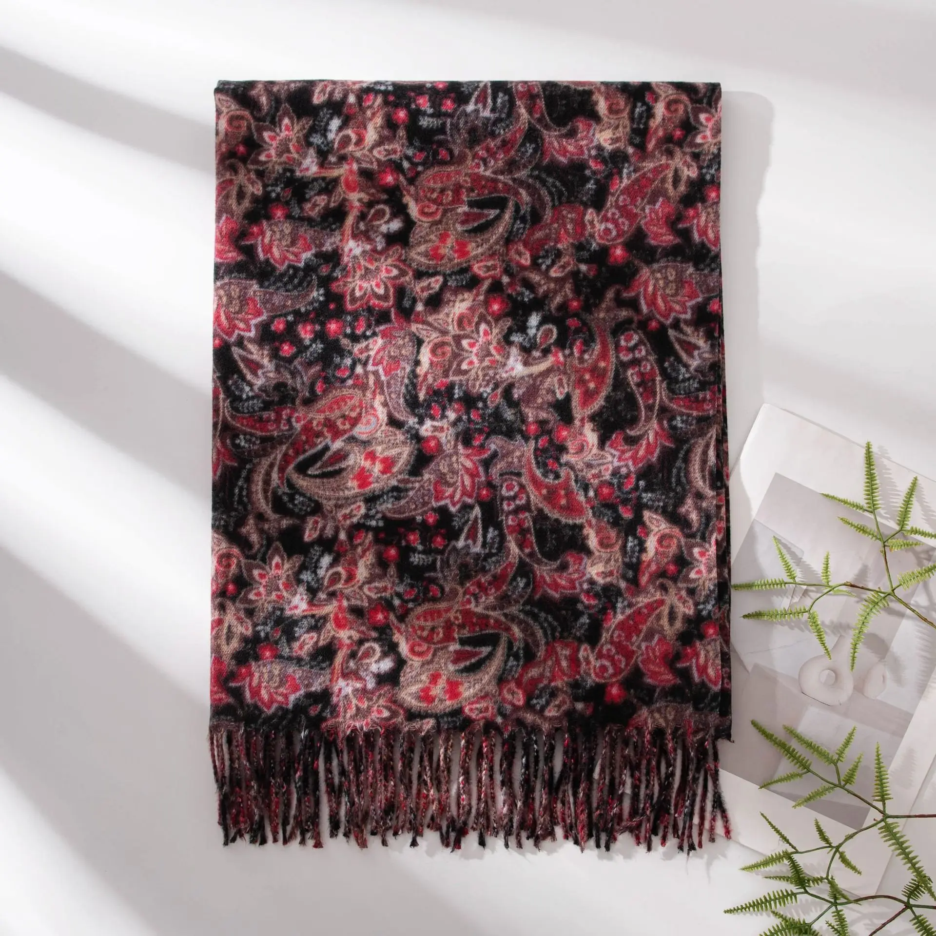 

Autumn and Winter New Artistic Retro Shawl Women's Tourist Scarf Imitation Cashmere Luxury Printed Outer Coat Thick Cloak