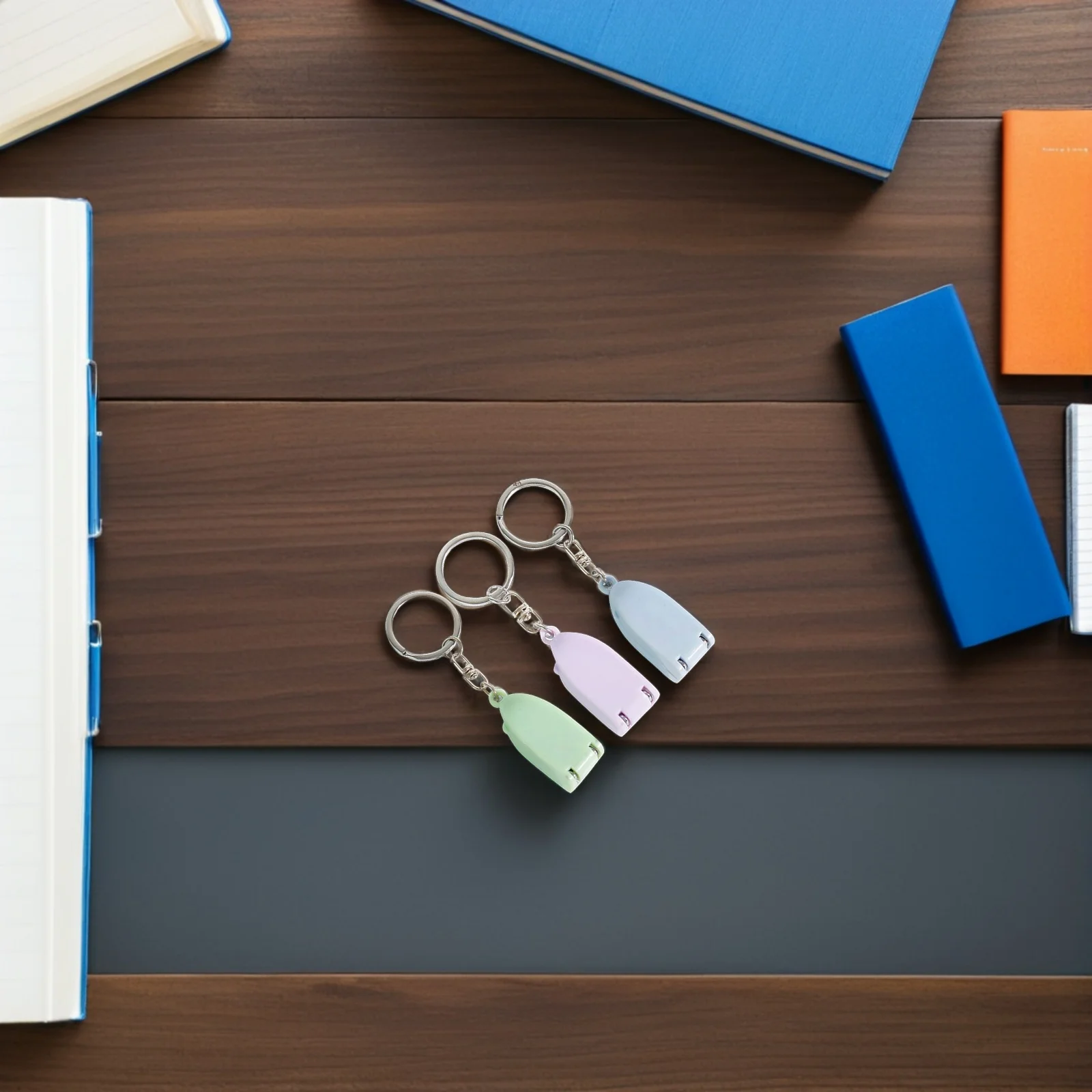 

3pcs Nail Clippers Cute Keychain Design Portable Fingernail Toenail Clipper For Women Men Kids Cartoon Stainless Steel Manicure