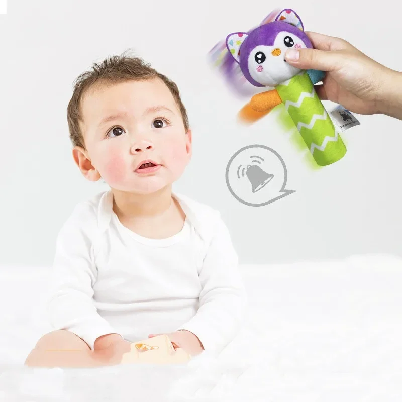 赤ちゃんぬいぐるみハンドグリップスティック幼児早期教育パズル漫画人形新生児把握トレーニング親子インタラクションおもちゃ