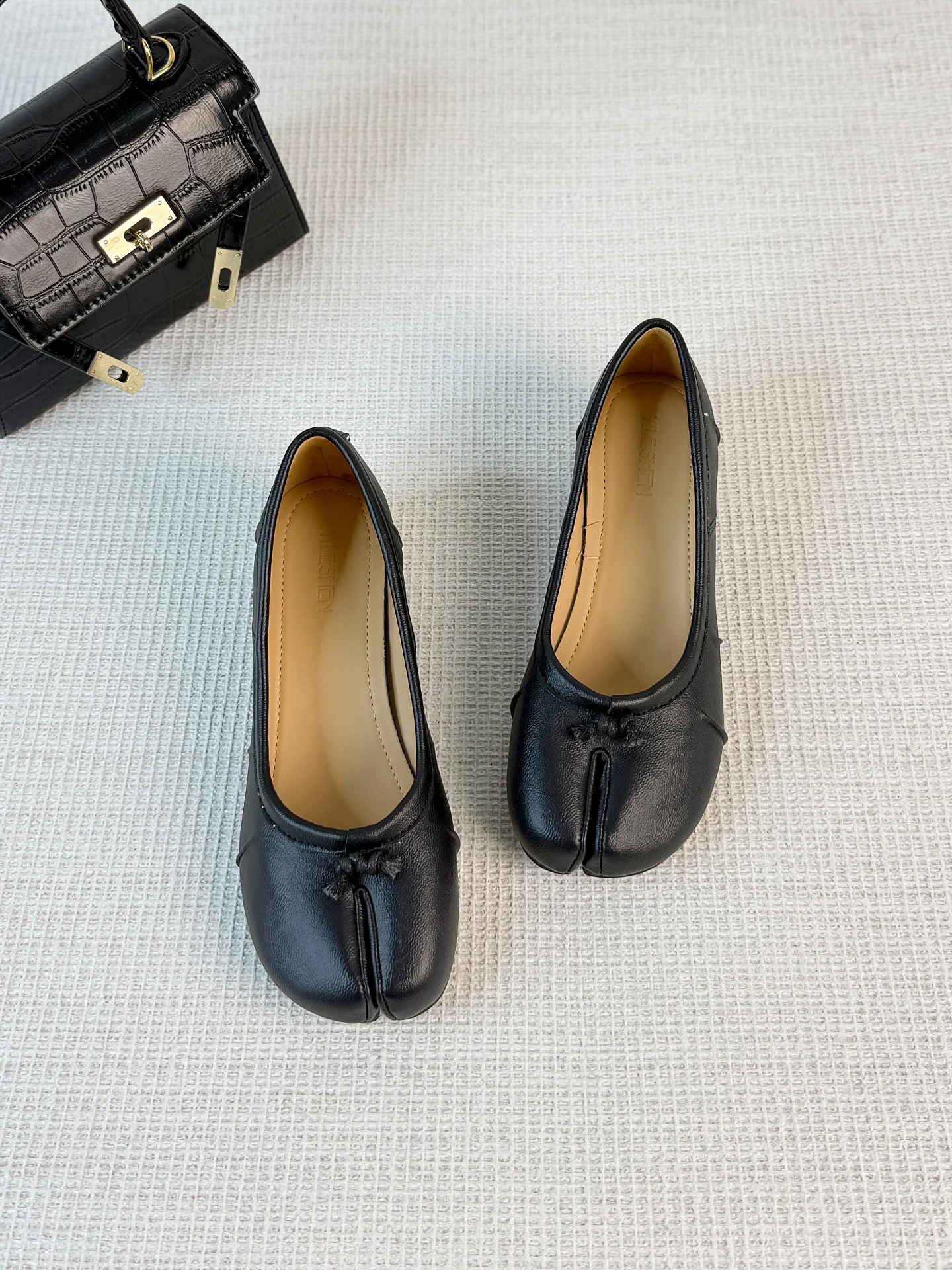 retro-women's-ballet-flat-shoes-leather-slip-on-minimalist-toe-separators-lightweight-rubber-outsole-daily-wear-casual-footwear