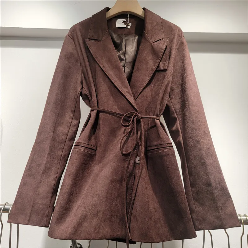 WTHT 패션 여성 붕대 라펠 디자인 솔리드 컬러 코트 트렌디 2025 가을 긴팔 턴다운 칼라 재킷 여성 1LS2365