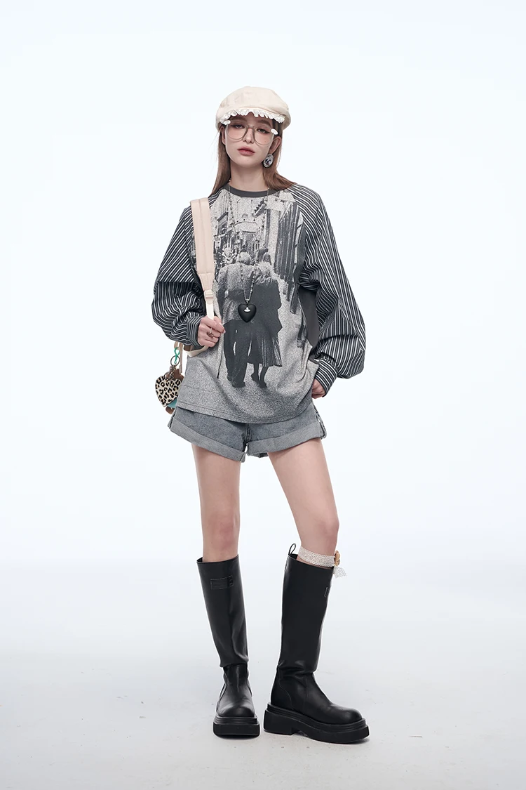 ELFSACK Fitted Graphic Long Sleeve Tee Women, Raglan Striped Sleeve All-Over Print T-Shirt, Retro Y2K Streetwear Top