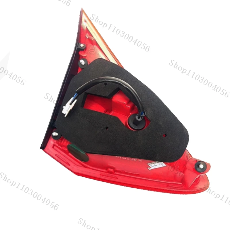 Rear Tail Light For Jac Refine S2 Tail Light Assembly Turn Signal Lamp Warning Light LED or Ordinary Bulb Headlight Tail Lamp