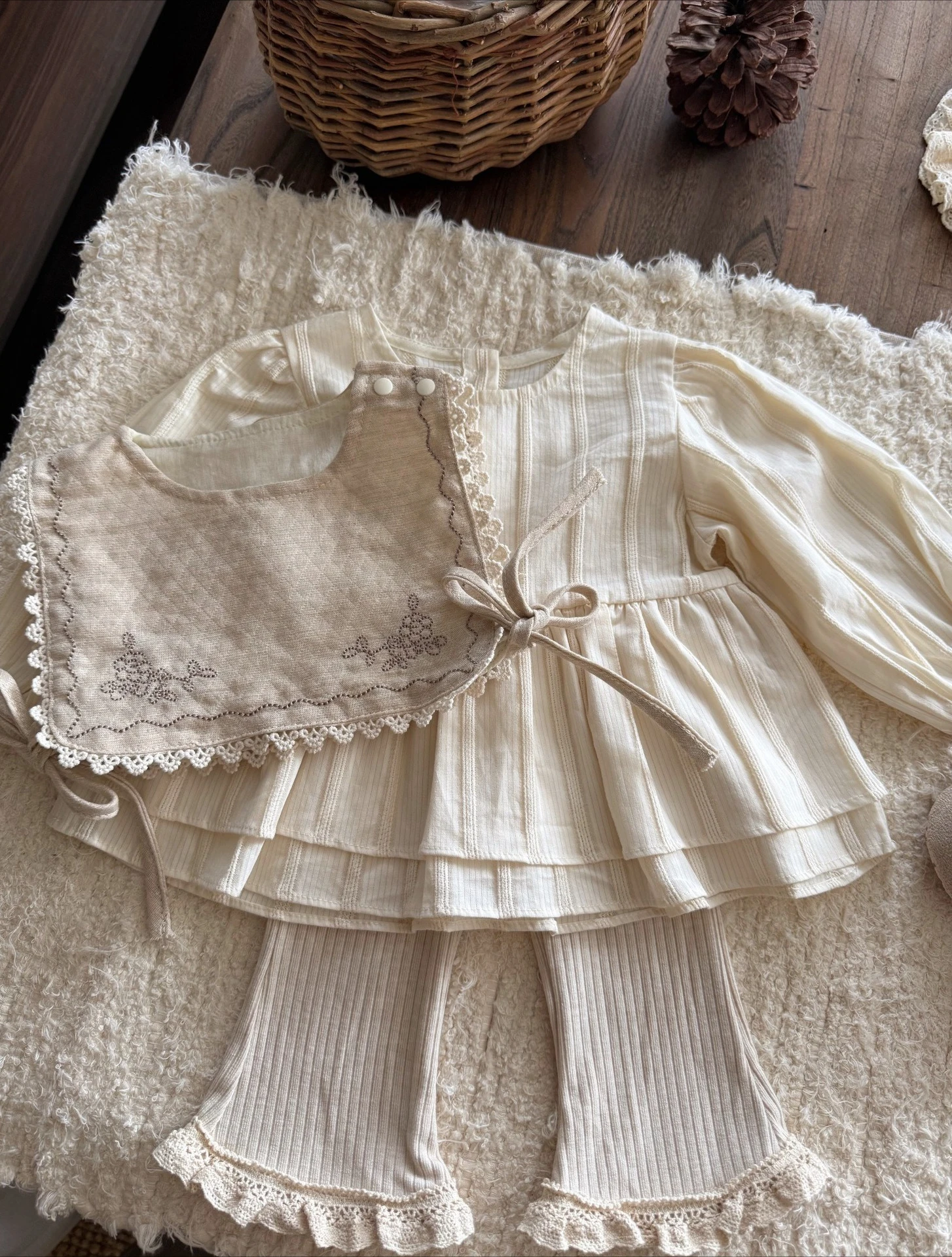2026 Spring Fall Baby Girl Light Color Vest and Shirts Korean Three Piece Set Doll Top Pants Three Piece Set