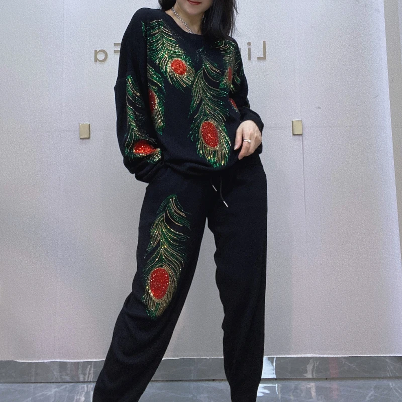 

Fashion New Spring Autumn Knitting Suits Peacock Feathers Hot Drilling O-neck Sweaters Top + Casual Sports Pants Two-piece Set