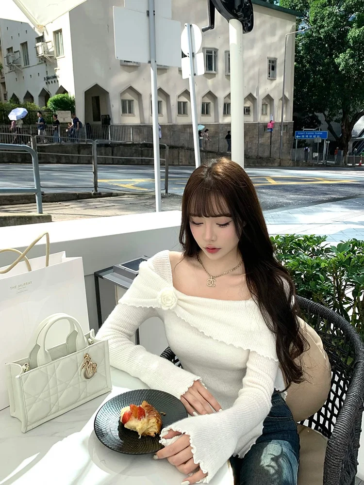 

Liuu Long Sve Women's Sweater with Flower Design Bell Bot Autumn Faion Irregular Hemline Polyester Fiber Top