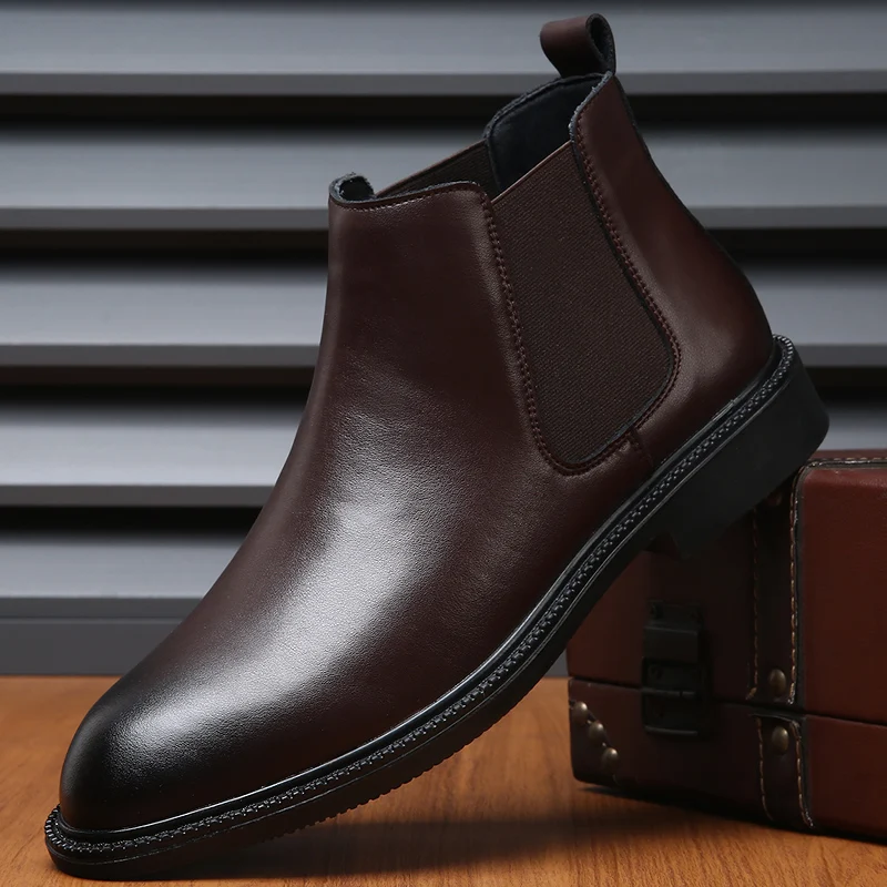 Autumn New Men's Mid Top Breathable Casual Short Boots Korean Version FashionablePointed Toe Comfortable Non Slip Chelsea Boots