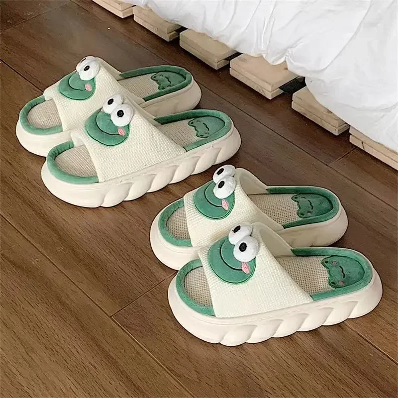 Women Cartoon Frog Slippers Winter Warm Indoor Home Slides Linen Thick Sole Couple Slipper Bedroom Anti Slip Shoes Sandals