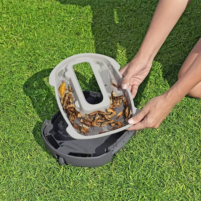 Intelligent Submerged Pool Maintenance Robot Automatic Underwater Floor Debris Cleaning Apparatus