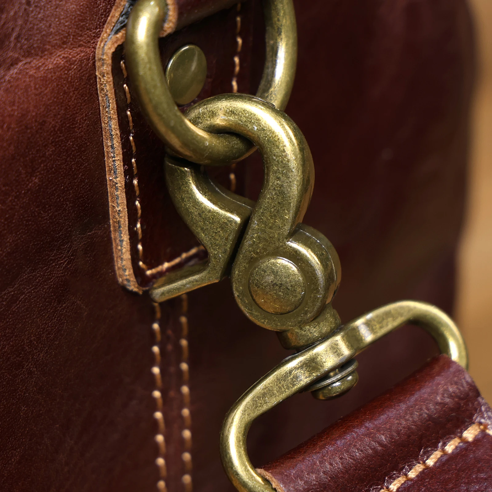 Echte Leder-Umhängetasche für Herren, Crossbody-Sporttasche aus pflanzlich gegerbtem Leder, modischer Casual-Stil, einfache Rindsledertasche – Detail 17