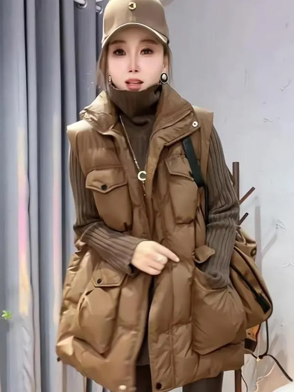 

Новая женская утепленная жилетка средней длины из хлопка кофейного цвета, коллекция Осень-Зима 2025, модная, с легким утеплением