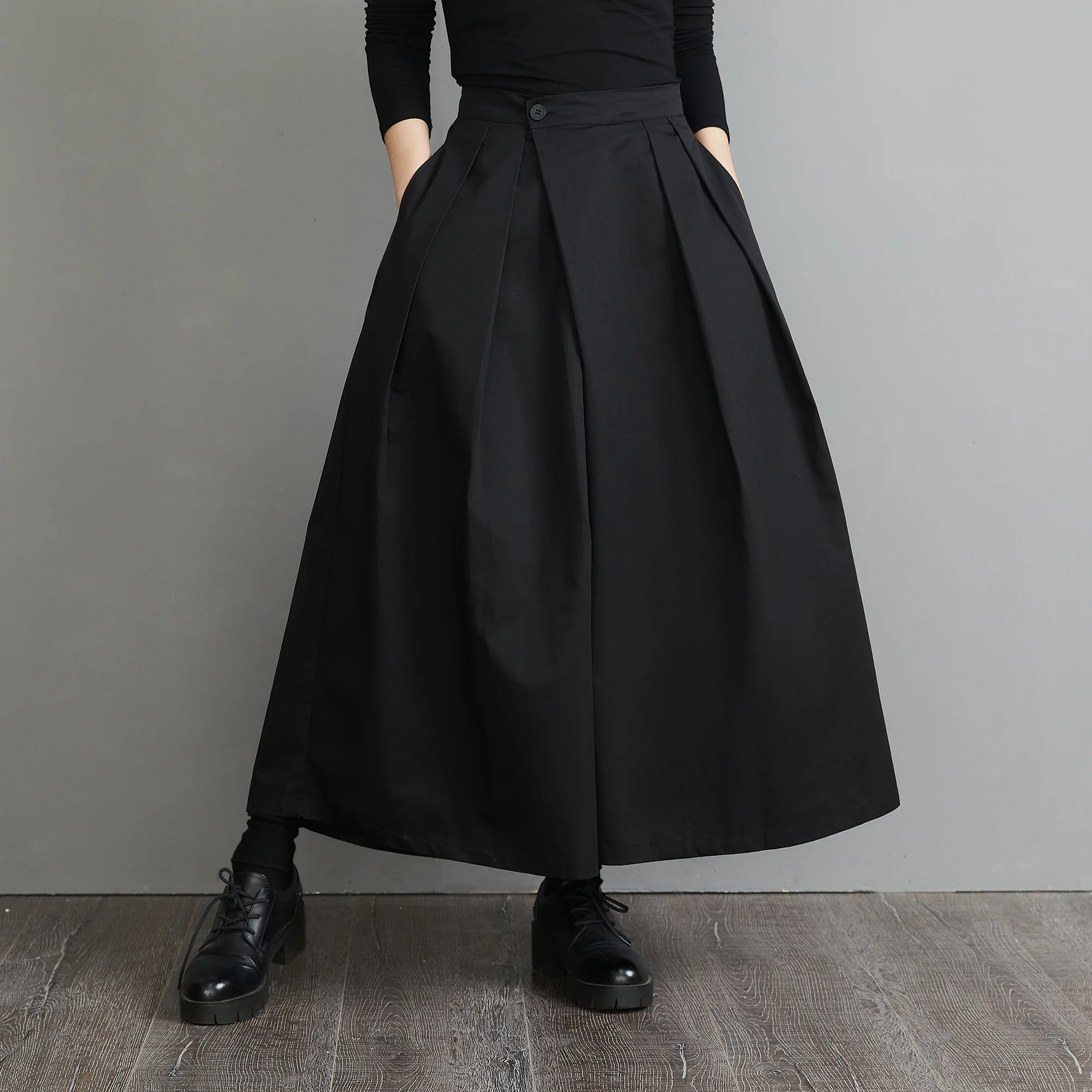 Spring Summer New Black Loose Wide Leg Pants High Waist Design Sense Pleated a Type Nine Points Long Pants Skirt Commute Women