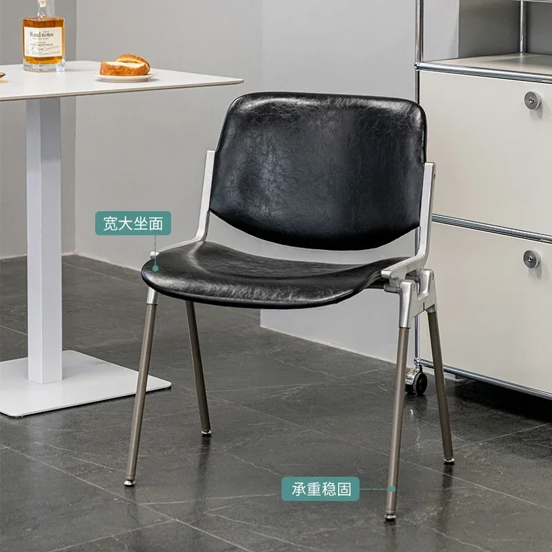 كرسي طعام من العصور الوسطى خفيف فاخر على الإنترنت كرسي خلفي للمشاهير مقعد من الحديد المطاوع كرسي تفاوض بسيط للمقهى المنزلي #3