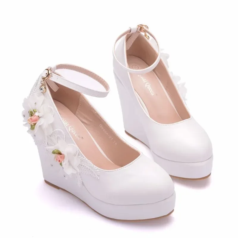 Women Pumps Spring Brand Design Lace Round Toe Buckle Strap PU 10CM Wedges High Heels Flower High Quality Women Shoes White