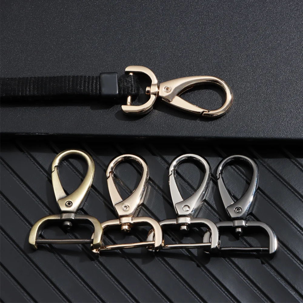 

4 Colors Metal Belt Keychain Trigger Clips Detachable Snap Hook Pet Leash Hooks Leather Strap Buckles