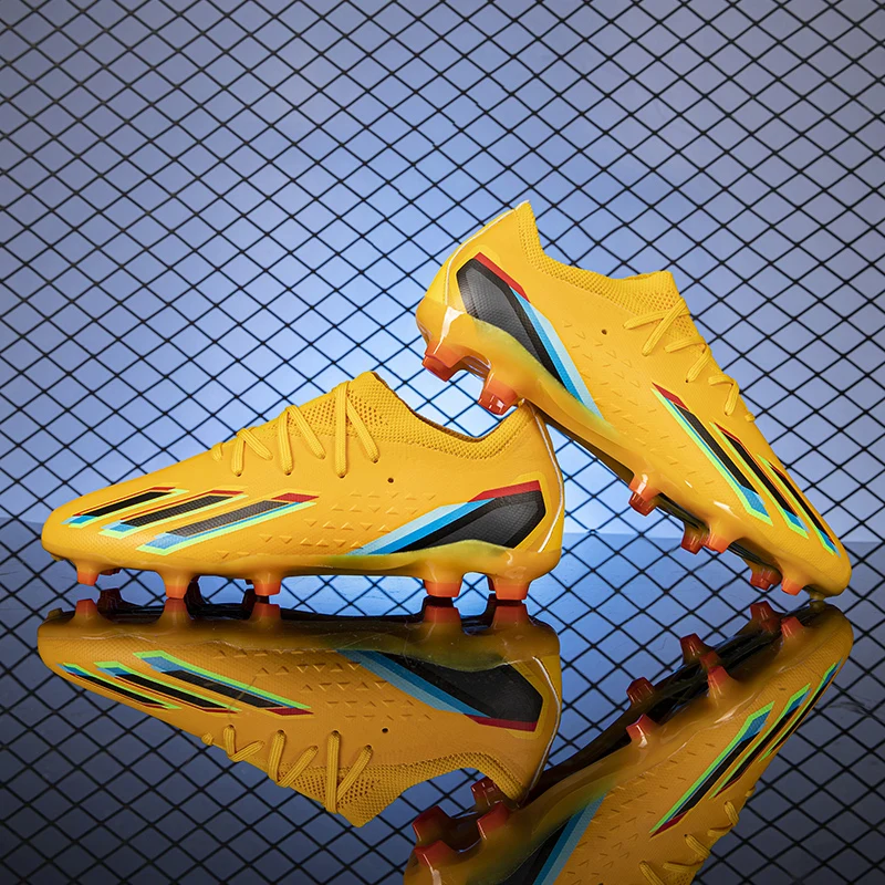 New Men Football Shoes Professional Original Soccer Shoes Indoor Training Football Field Boots Society Cleats Fast Turf Sneaker