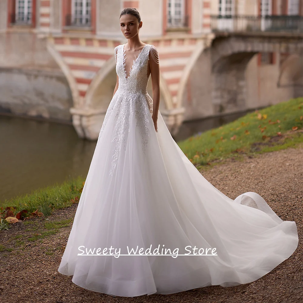 

Sexy Wedding Dress Vestidos De Novia Customized V Neck Sleeveless Beading Applique Backless Sweep Train Tulle Bride Gown