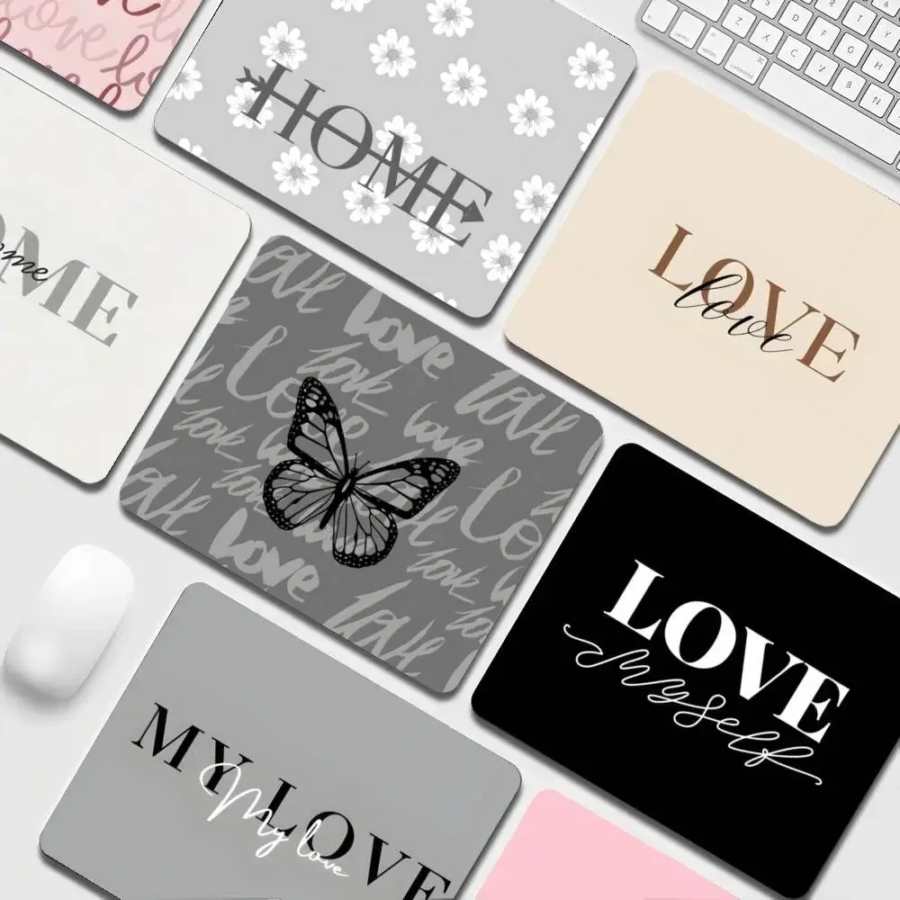 

Flower Love Pattern 20x25cm Speed Version Game Computer Keyboard Office Table Mat Cheapest Cup Mats Desktop Mat