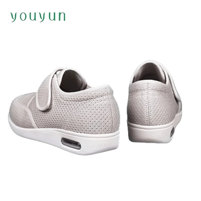 Size 36-45 summer middle-aged and elderly anti slip wear-resistant travel shoes Large size comfortable breathable Unisex shoes