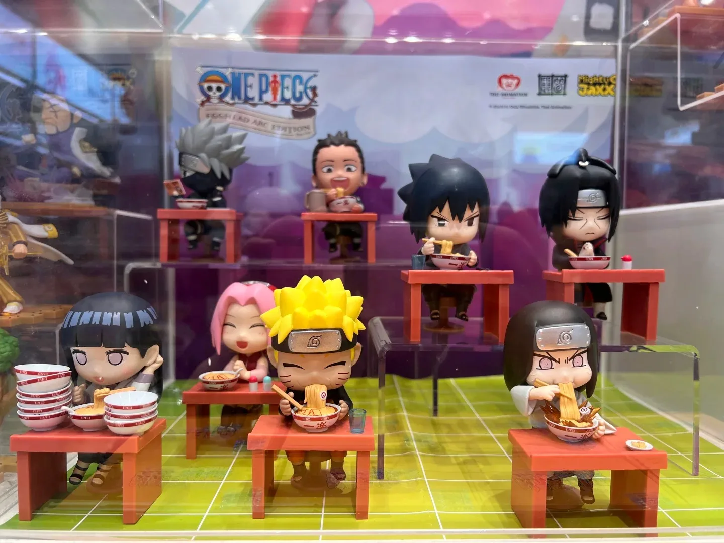 バンダイ ナルト疾風伝 ラーメンテーマシリーズ ブラインドボックス テーマ Q-バージョン ナルト サスケ サクラ イタチ ヒナタ カカシ 装飾ギフト