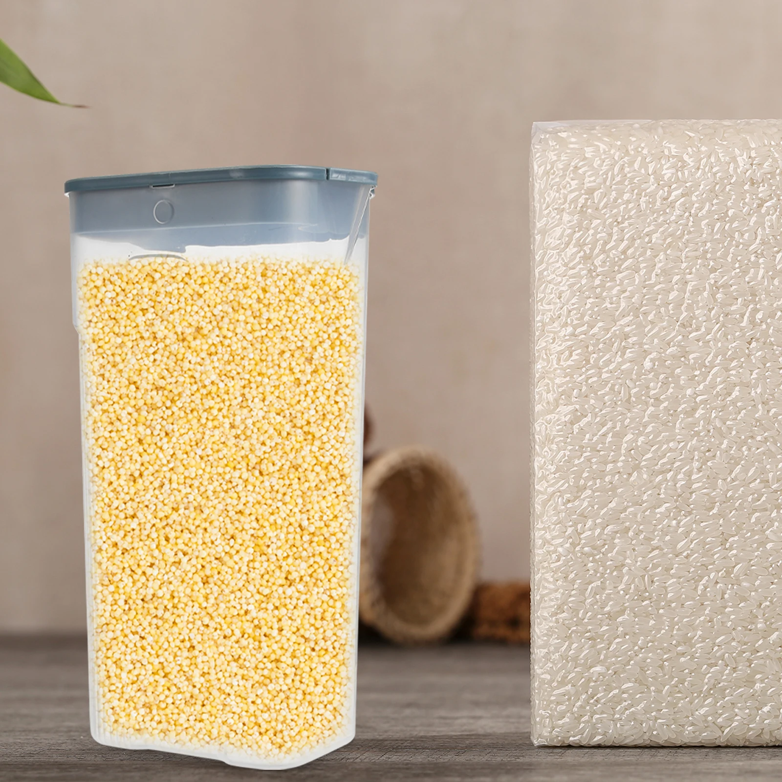 

Multipurpose Food Storage Jar Sealed Lid Container for Grains Dry Food Cereal Rice Beans Nuts Snacks Plastic Material