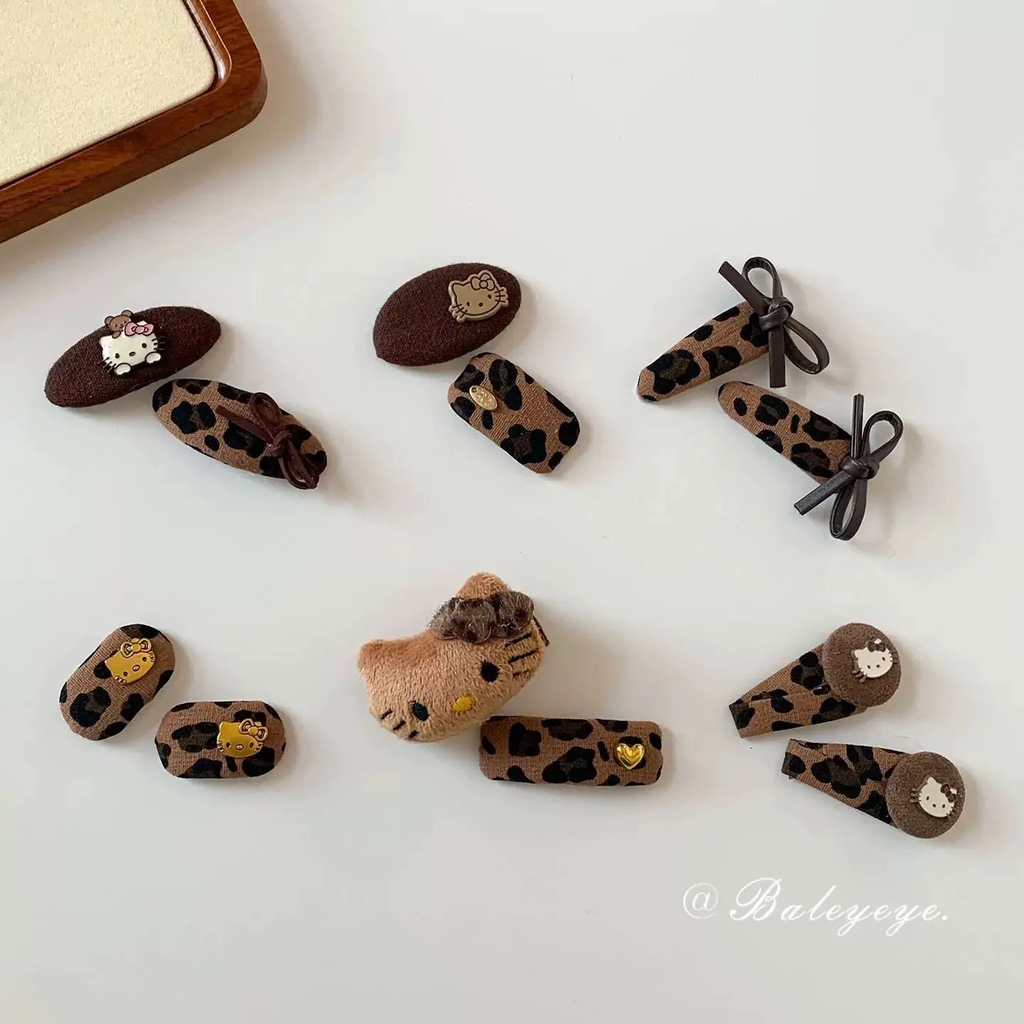 

Leopard Hello Kitty Children's Hairpin Girl's Hair Side Clip Baby Hairpin Bb Clip Little Girl Bangs Clip Hair Makeup Accessories