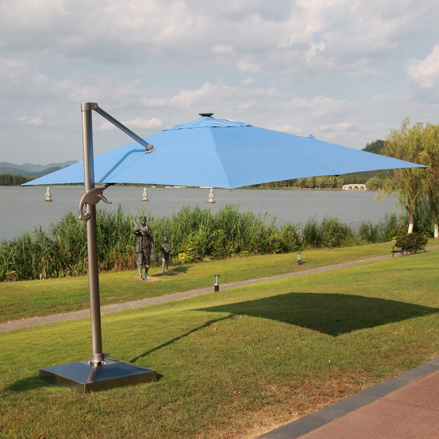 Outdoor Restaurant Offset Umbrella 3.5M Large Roman Parasols Patio Aluminum Cantilever Umbrellas With LED Lights