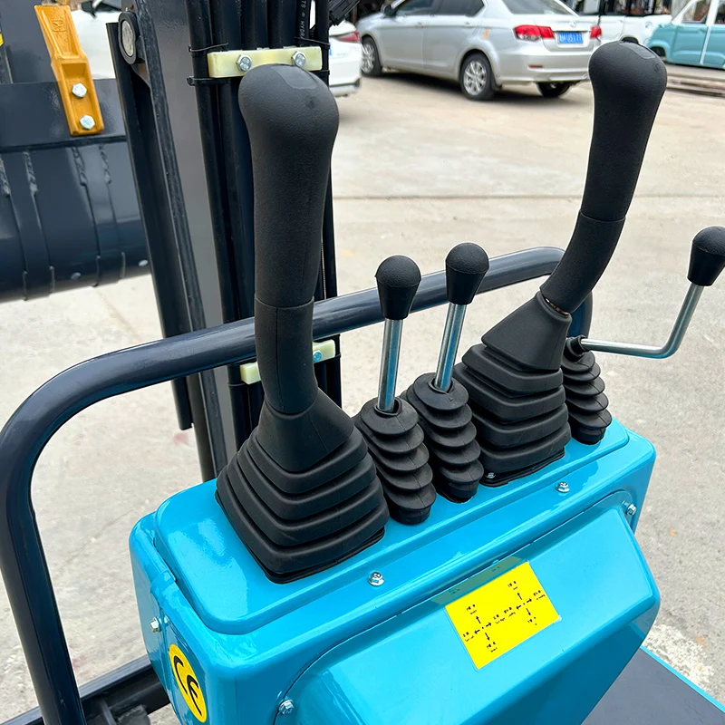 تخصيص شحن مجاني أصغر حفارة صغيرة 1 طن محرك صغير صغير AWY10 حفارة حفار الديزل للبيع