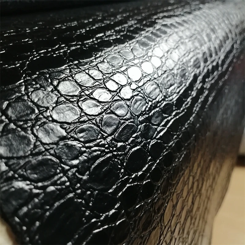 1.2/1.3mm Black Stone-Textured Cowhide. Top-Grain Leather. Genuine Leather Fabric. DIY For Bags By Hand. Full Sheet Cutting