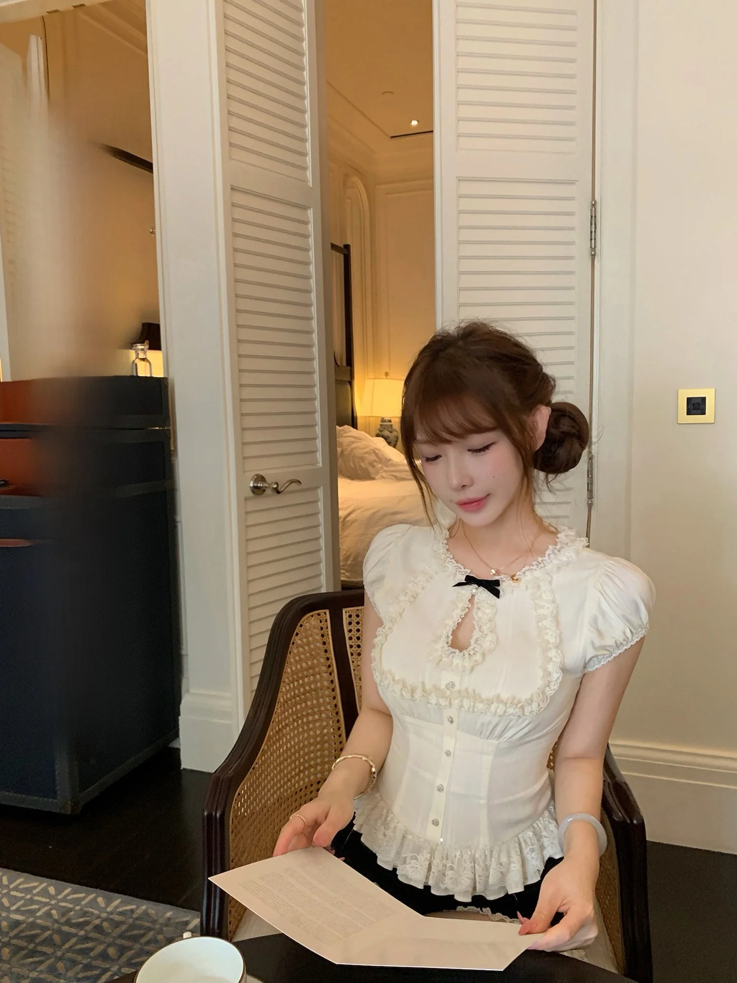 

Lukira Lace Bow Splice ort Sve irt Women's Waist-Cinching Top Spring Faion Gentlewoman's irt