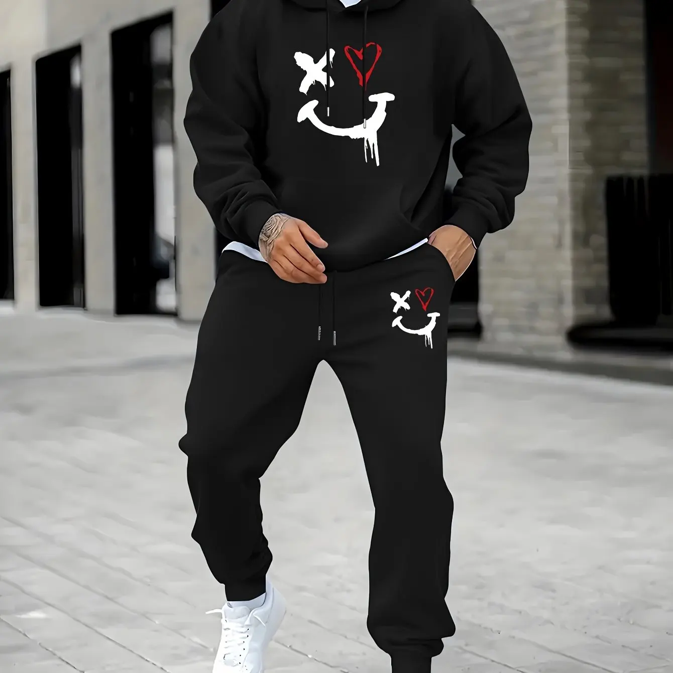 

Men's smiling face printed two-piece sportswear-sleeved neck hooded sweatshirt and sport pants set comfortable and casual style