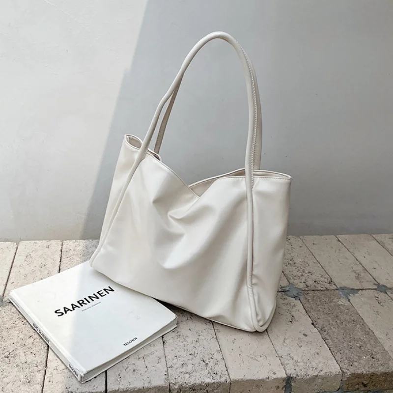 

Women's Tote Bag Large Capacity Stylish Shoulder Handbag Casual Crossbody Bag Trendy Designer Look Everyday Use