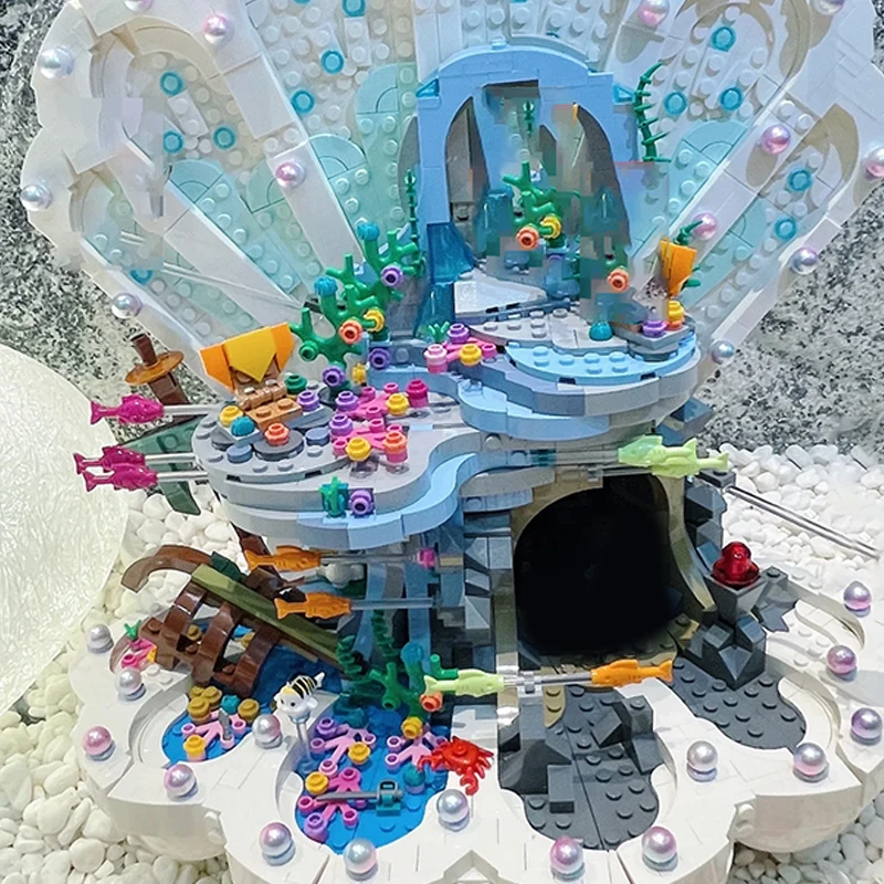 

1808PCS MOC The Mermaid Princess Royal Building Blocks Collectible Dream Castle Bricks DIY Assemble Toys For Girls Adults Gift