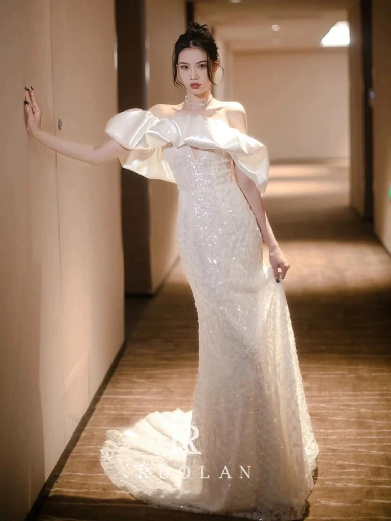 

Beige Off-the-Shoulder Mermaid Prom Dress with Boat Neck And Sequin for Formal Occasions Bridesmaid Gown Anniversary Performance